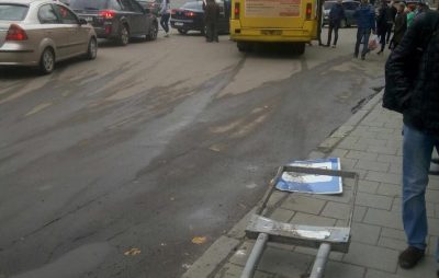 У Львові водій маршрутки втратив свідомість під час руху