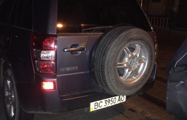 Як у Львові паркують автомобілі