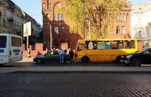 На вулиці Городоцькій не курсували трамваї. Фото Варта-1