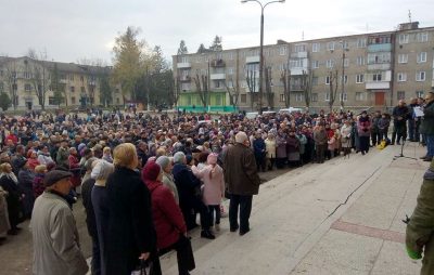 Мітинг у Новому Роздолі. Фото Анатолій Шалаєв