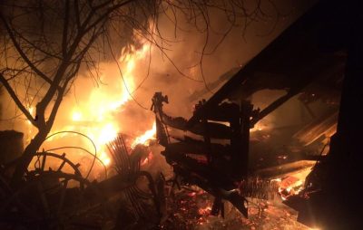 У Краковці пожежники врятували 4 будівлі від вогню. Фото: Яворів Інфо
