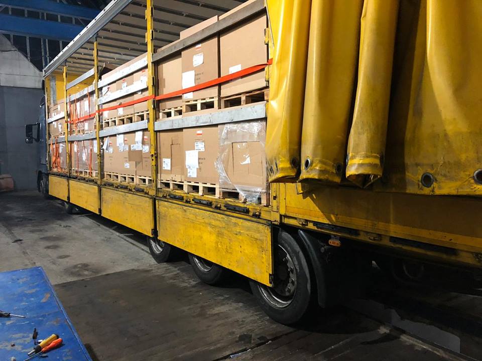 У "Краковці" затримали вантажівку з підробленими документами. Фото: Державна фіскальна служба України