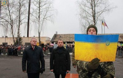 У Великих Мостах понад 400 прикордонників-строковиків присягнули на вірність українському народу