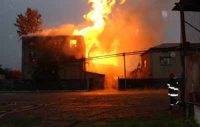 У Брюховичах вогонь ледь не знищив житловий будинок. Фото ілюстроване з відкритих джерел.