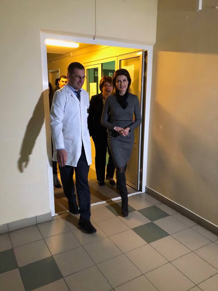 Як Марина Порошенко відвідала онкологічний центр у Львові