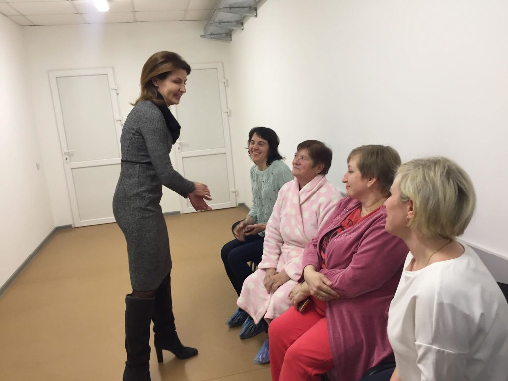 Марина Порошенко відвідала онкологічний центр у Львові. Фото 4studio