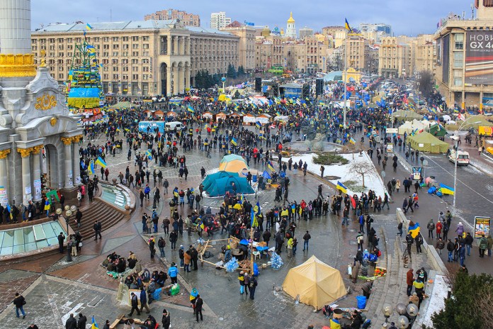 Євромайдан, Київ, грудень 2013 року. Фото Романа Метельського