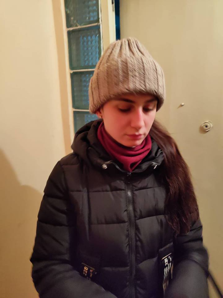 Як у Львові дівчина-волонтер стала жертвою політичних переконань кремезного чоловіка