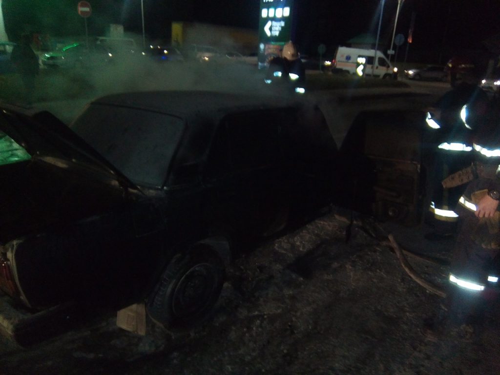 У Львові внаслідок ДТП згоріла автівка