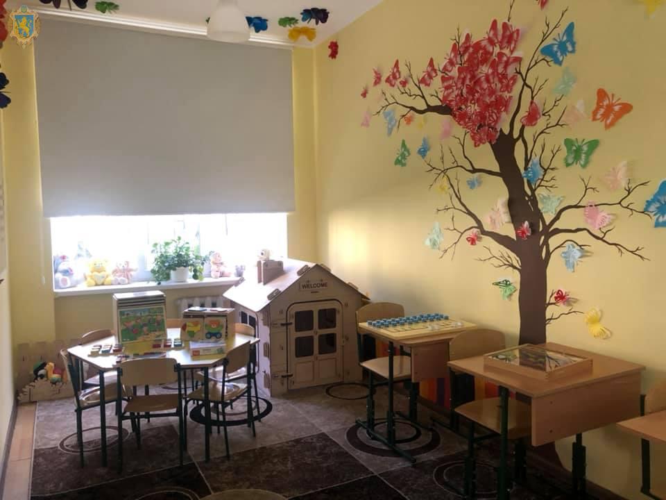У Пустомитах відкрили інклюзивно-ресурсний центр для дітей з особливими освітніми потребами