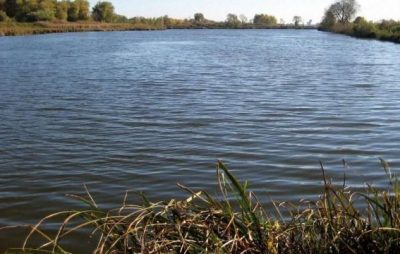 На Яворівщині в озері виявили тіло чоловіка
