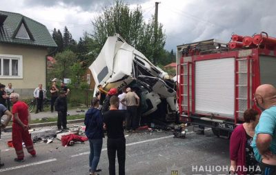 На Сколівщині у жахливій аварії чотирьох автомобілів загинув водій