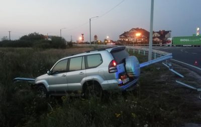 У Львові чоловік викрав та розтрощив автівку. Фото: Варта1
