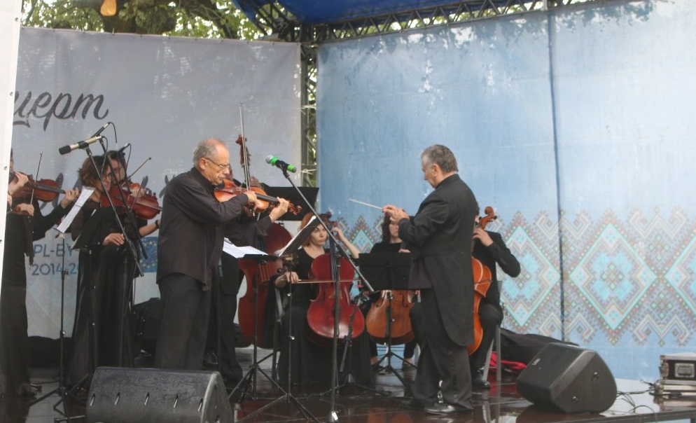 Біля Підкамінського монастиря «Віртуози Львова» дарують концерт духовної музики
