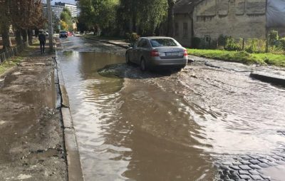 Внаслідок зливи частина Замарстинівської перетворилася на водойму