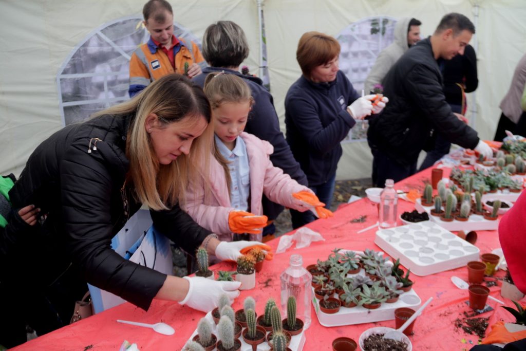 «Миколаївцемент» встановив на Львівщині еко-рекорд зі збору відпрацьованих батарейок . Фото 4studio