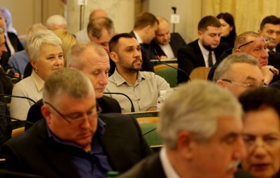 Львівська облрада просить підприємців припинити господарську діяльність з Росією