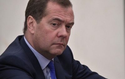 Уряд Росії подав у відставку