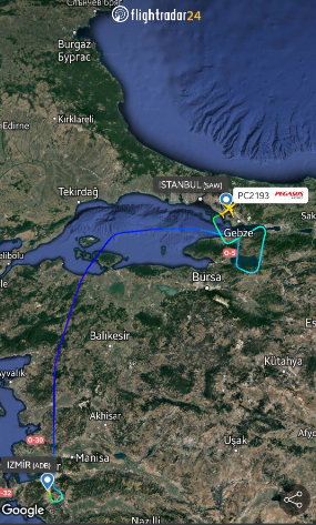 У турецькому аеропорту розвалився літак із пасажирами. Фото: відкриті джерела.
