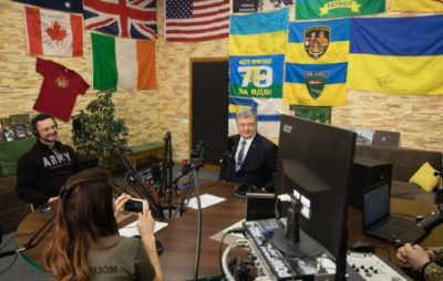 Петро Порошенко привітав перше військове радіо «Армія FM» з річницею