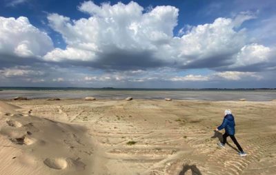 На Волині озеро Світязь через посуху стає схожим на пустелю. Фото: Alexander Hech.