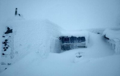 У Карпатах випало більше метра снігу. Фото: Чорногірський гірський пошуково-рятувальний пост
