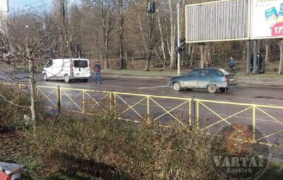 У Львові зіткнулись автомобілі. Фото: Варта1.