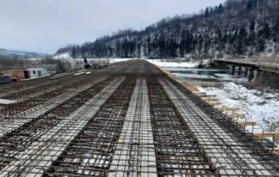 На Львівщині будують один з найбільших мостів у Західній Україні. Фото: Юрій Бучко