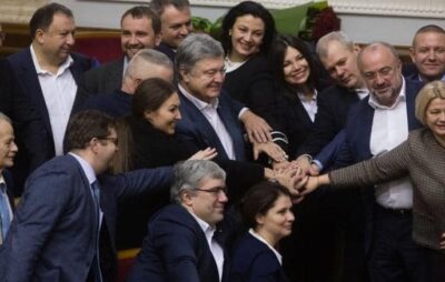 «Європейська Солідарність» очолила перше місце в рейтингу партій. Фото: Ірина Геращенко