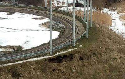 У Львові на кінцевій трамвайній зупинці стався зсув ґрунту. Фото: Типовий Львів