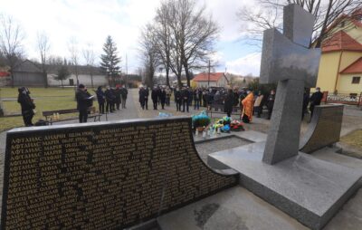 У Павлокомі вшанували пам’ять 366 вбитих українців. Фото: Ірина Гримак.