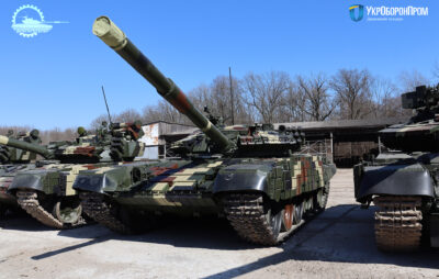 Львівський бронетанковий завод передав військовим модернізовані танки. Фото: Укроборонпром