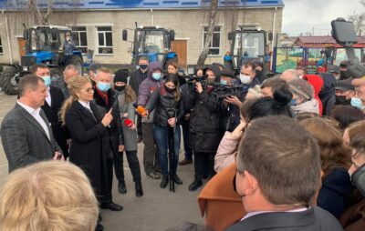 На Рівненщині Тимошенко порушила карантин. Фото: ЧаРівне