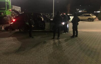 В Мукачево на заправці UPG затримали 4 осіб. Фото: Михайло Ребриш