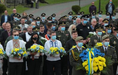 Львівщина відзначає Свято Героїв. Фото: ЛОДА