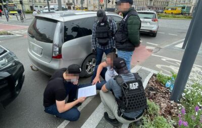 У Львові на хабарі від поліцейського затримали прокурора. Фото: ДБР
