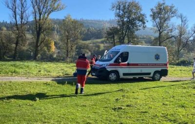 Медичний гелікоптер транспортував жінку з інфарктом міокарда до лікарні у Львові