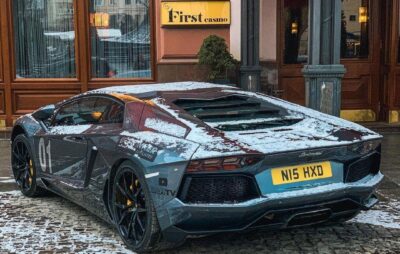 На вулицях Львова помітили рідкісну Lamborghini Aventador