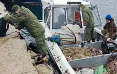 Окупанти затримали українських рибалок у Чорному морі
