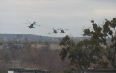 Під Києвом 20 вертольотів висадили десант