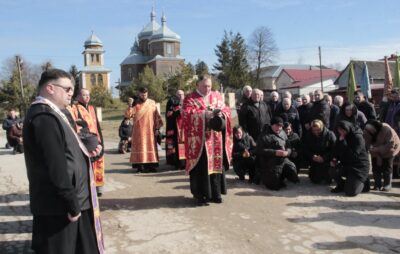 На Львівщині попрощались з бійцем Василем Вишиваним