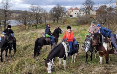 Прогулянки на конях неподалік Львова: перелік найпопулярніших локацій