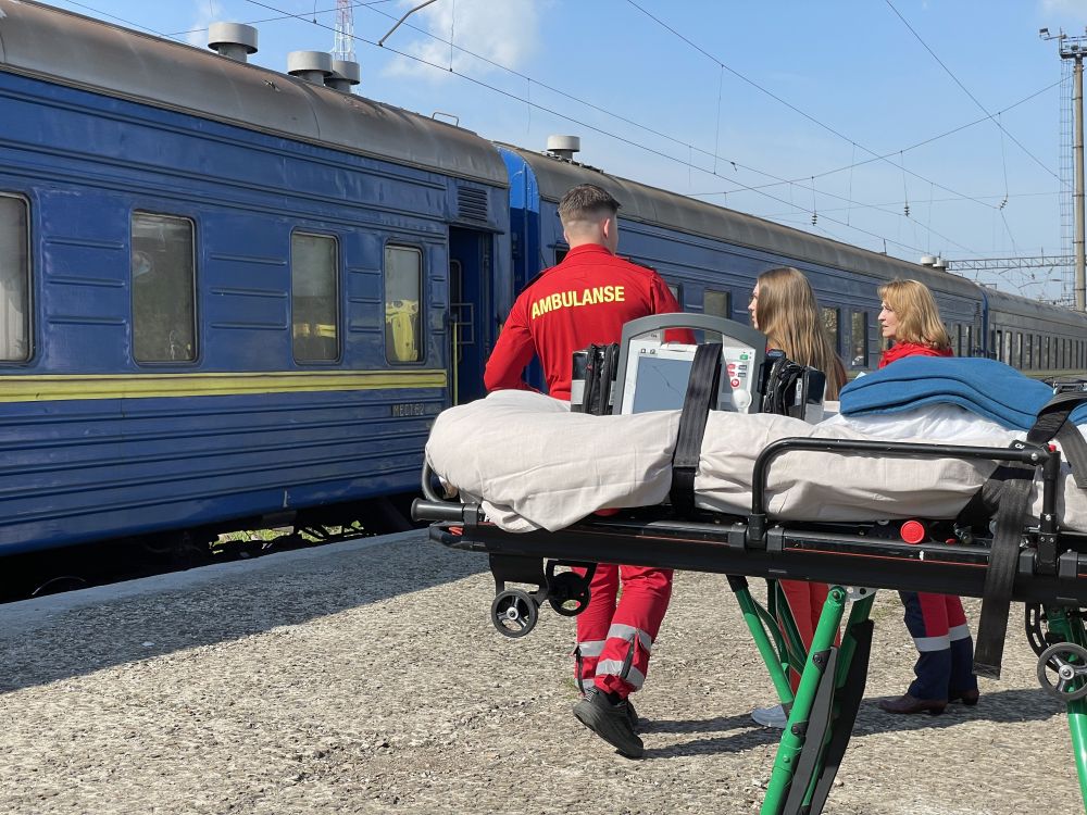 До Львова доправили 8 поранених з Донецької області