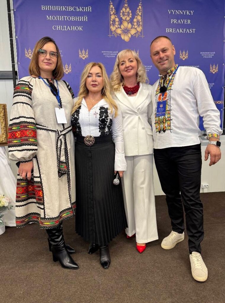 У Винниках провели молитовний сніданок