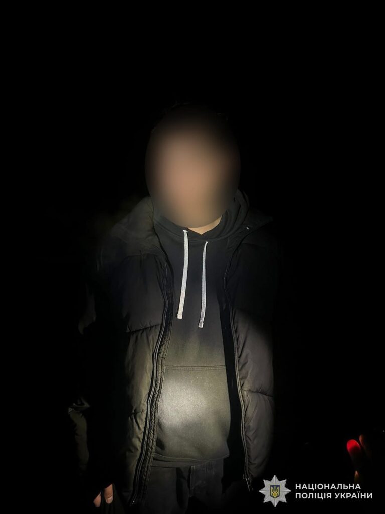 На Львівщині 14-річний підліток пограбував жінку