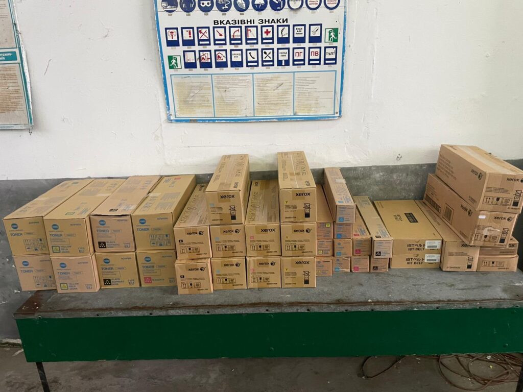 У Шегинях митники зупинили незадекларовані товари