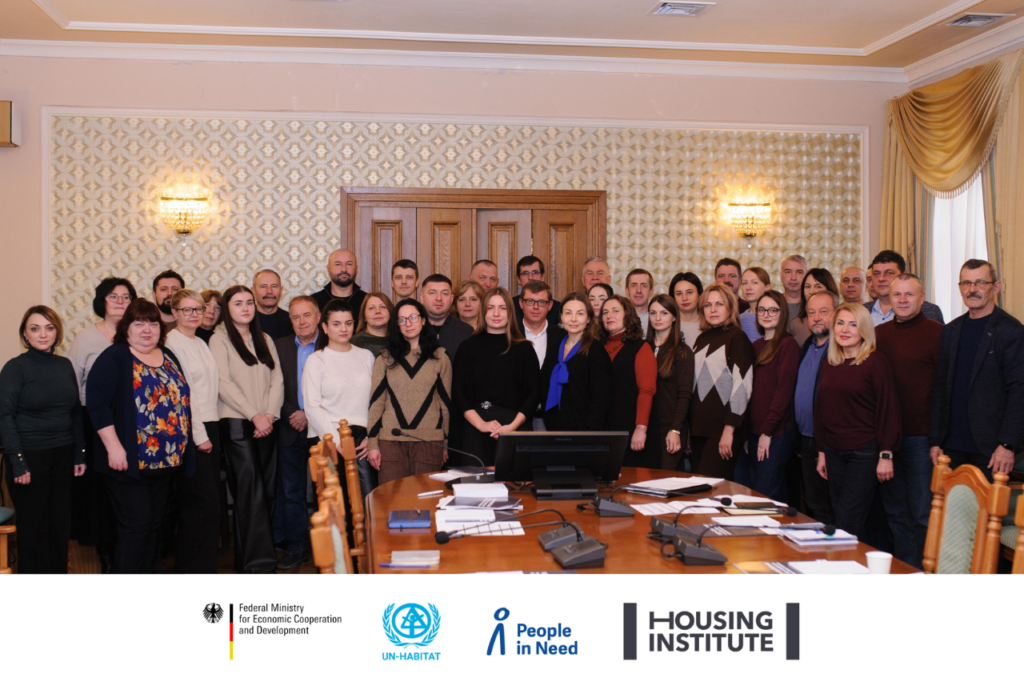 Рекордний попит: 40 представників громад Львівщини пройшли навчання з відбудови житла