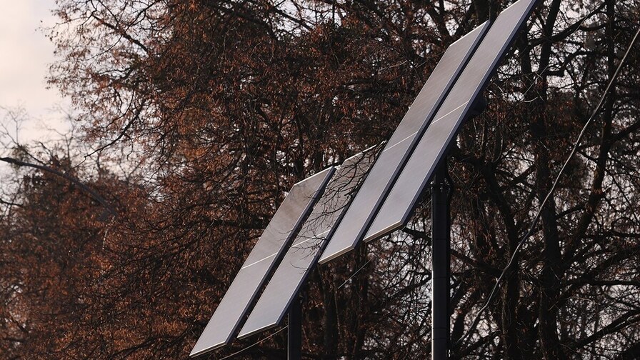 У Львові світлофори працюватимуть від сонячних панелей