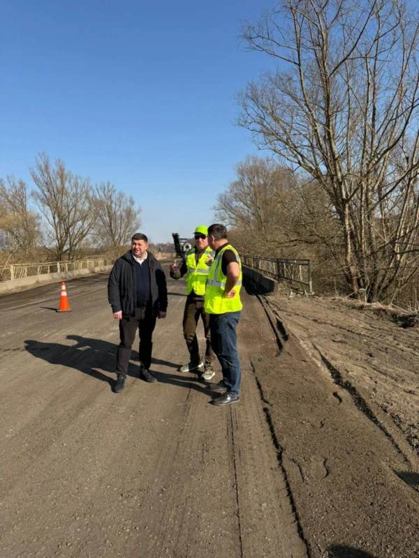 На Львівщині розпочато ремонт дороги (ФОТО)