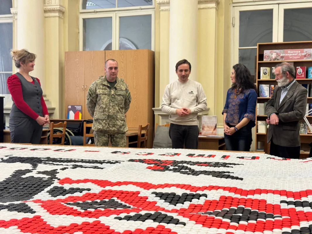 У Львові відкрили панно з Тарасом Шевченком із 15 200 пластикових кришок